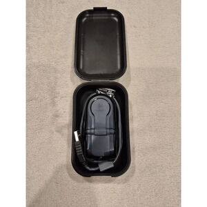 LOGITECH QuickCam USB WebCam Camera V-UJ15 For Notebooks 4.F5 w/ Case